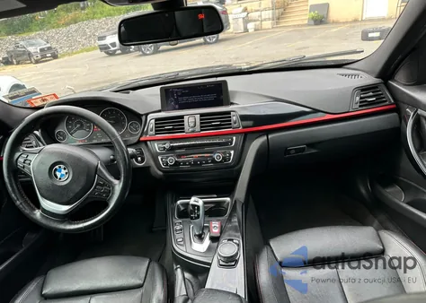 2015 BMW 335 Xi z USA, uszkodzony, nr VIN WBA3B9G55FNR95011